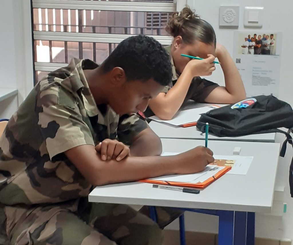 jeunes, écriture, militaires